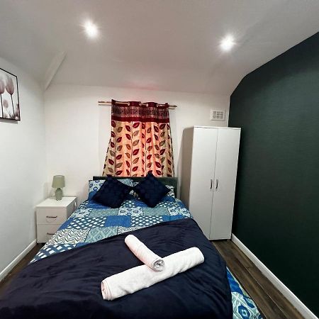 Good Priced Double Rooms In Sherperds Bush London Exteriör bild
