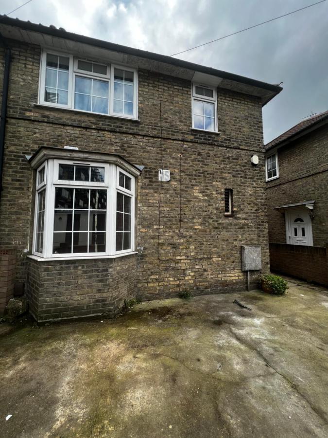 Good Priced Double Rooms In Sherperds Bush London Exteriör bild