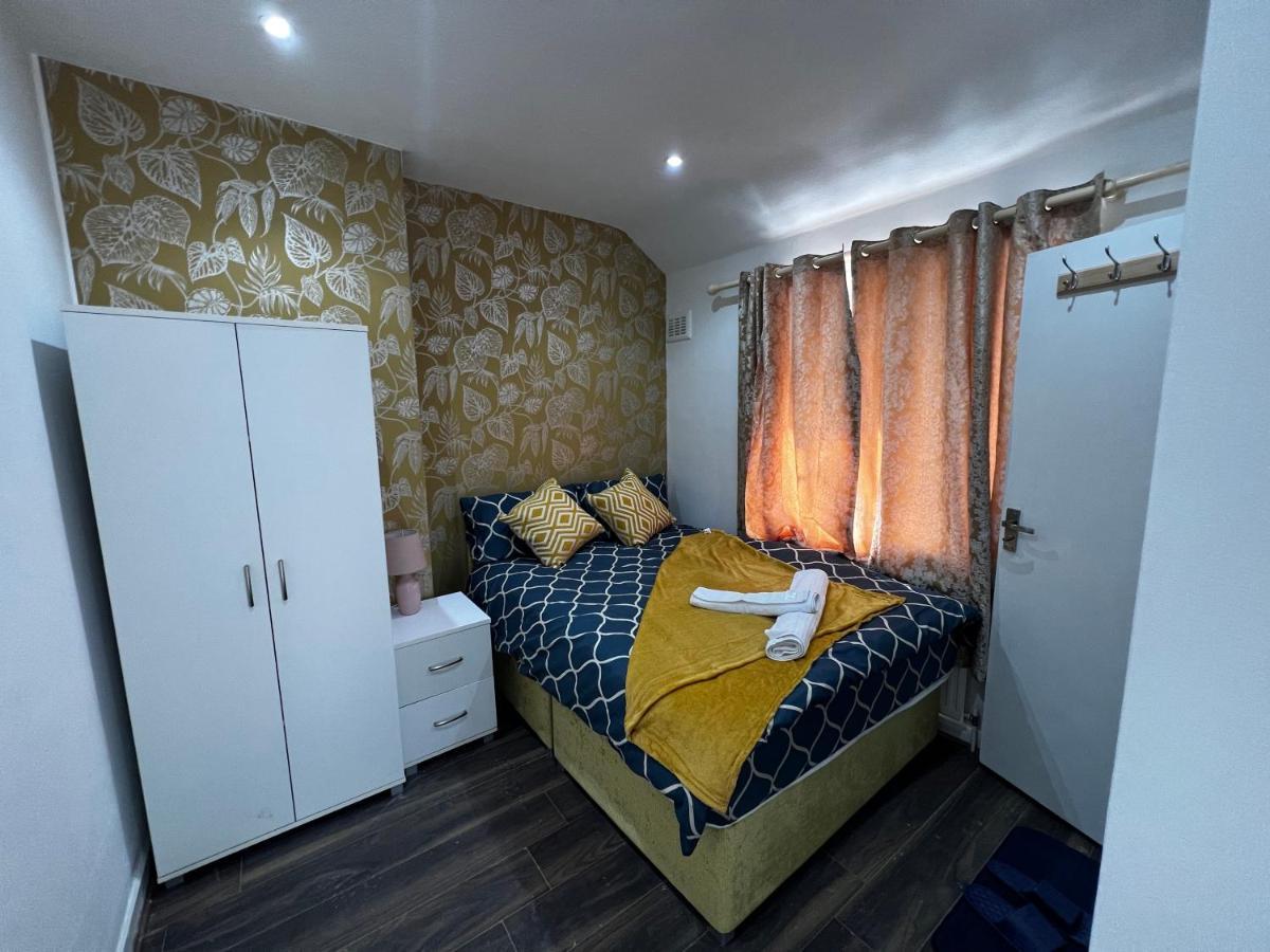 Good Priced Double Rooms In Sherperds Bush London Exteriör bild