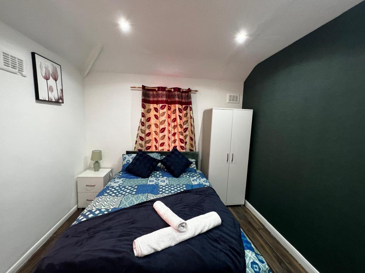 Good Priced Double Rooms In Sherperds Bush London Exteriör bild