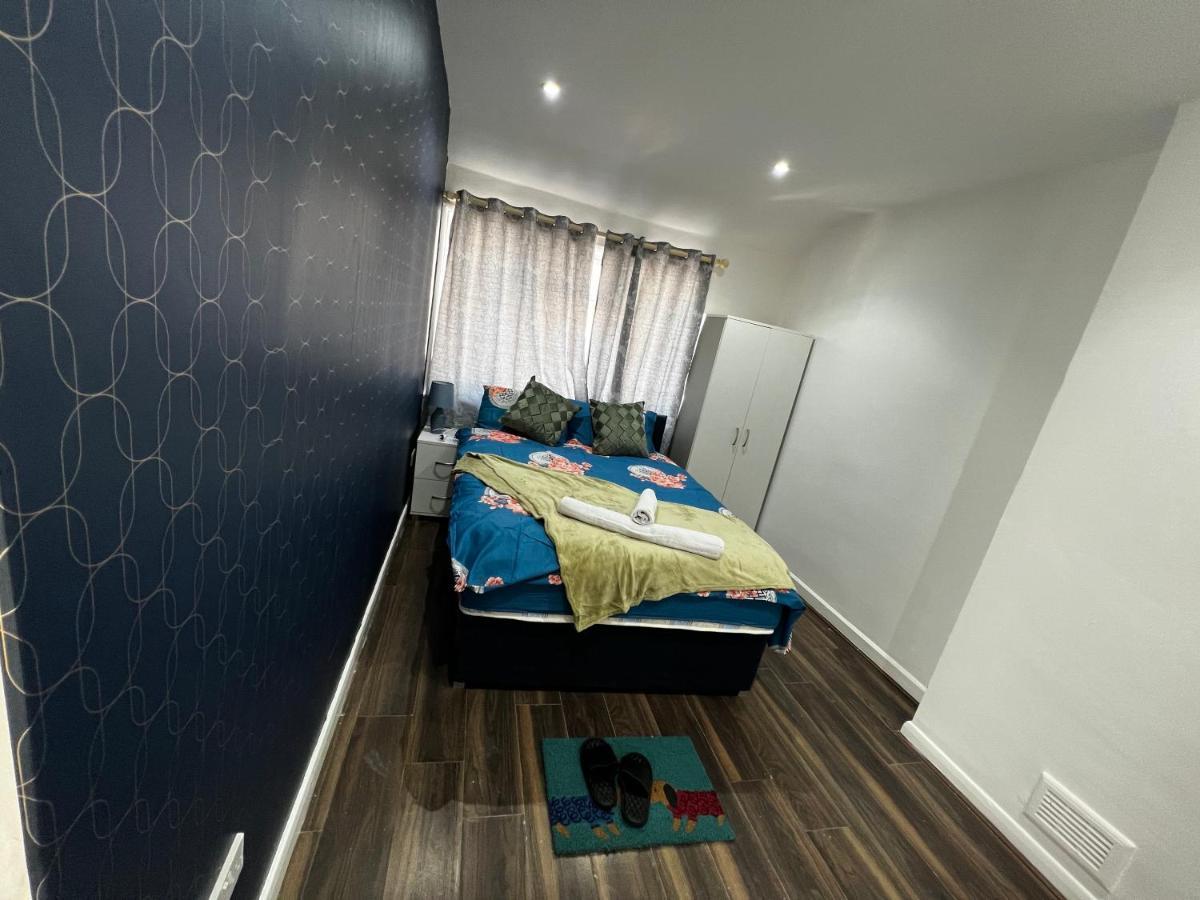 Good Priced Double Rooms In Sherperds Bush London Exteriör bild